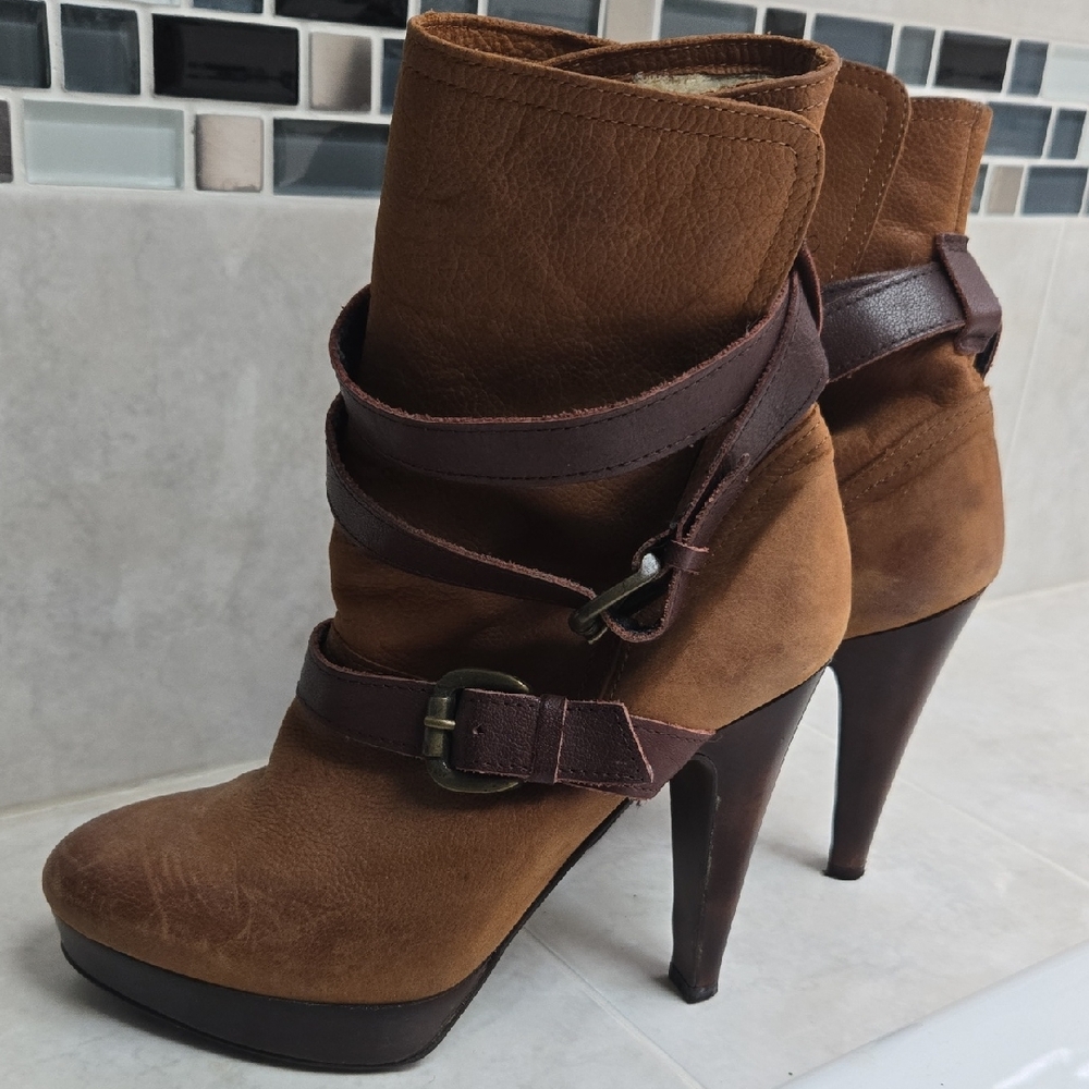 Valentino Garavani Tan and Brown Heeled Boots